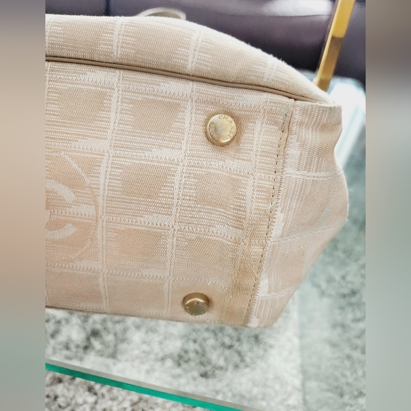 SOLD!!Original Chanel travel tote - Picture 9 of 16